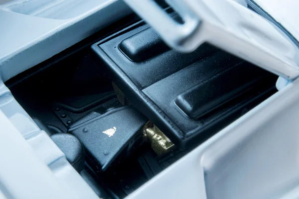トミカリミテッドヴィンテージ NEO ランボルギーニ ディアブロ SE30イオタ (白)